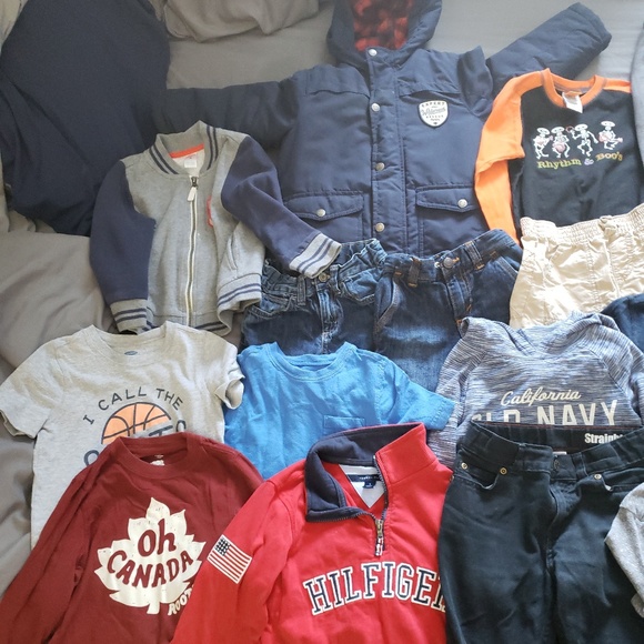 4 to 5 yr old boys clothes - Picture 2 of 3